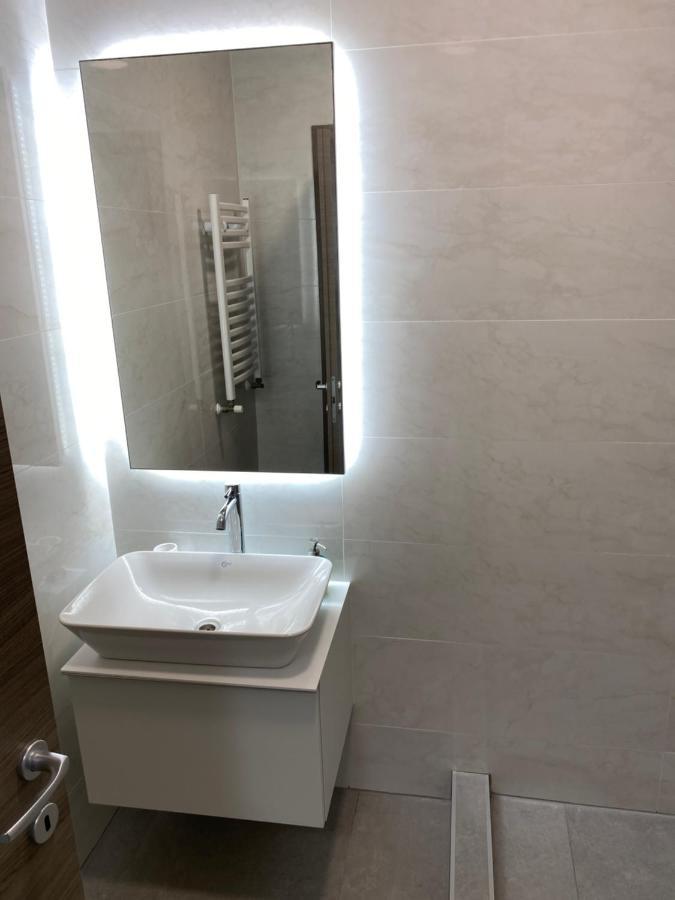 Catedral Apartment Bukares Bagian luar foto