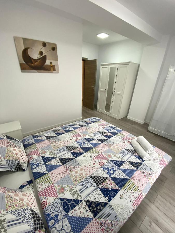 Catedral Apartment Bukares Bagian luar foto