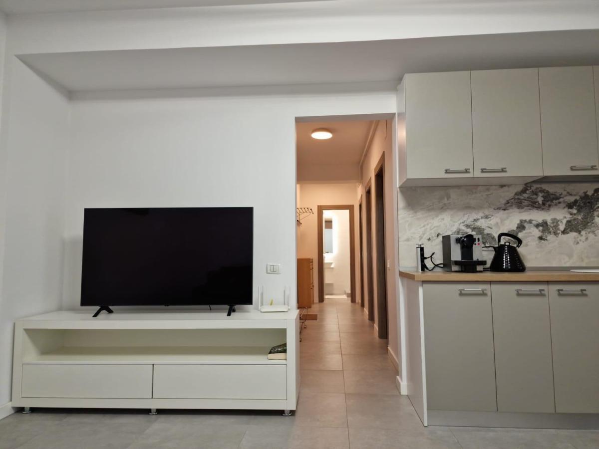 Catedral Apartment Bukares Bagian luar foto